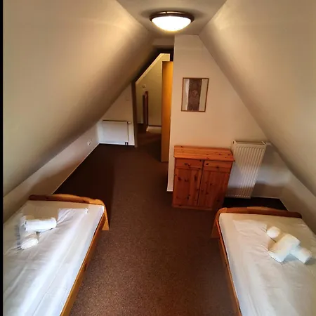 Chata Ski アパート Loučná pod Klínovcem