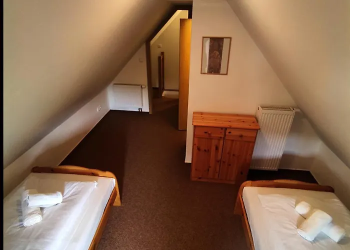 Chata Ski Апартаменты Лоучна-под-Клиновцем